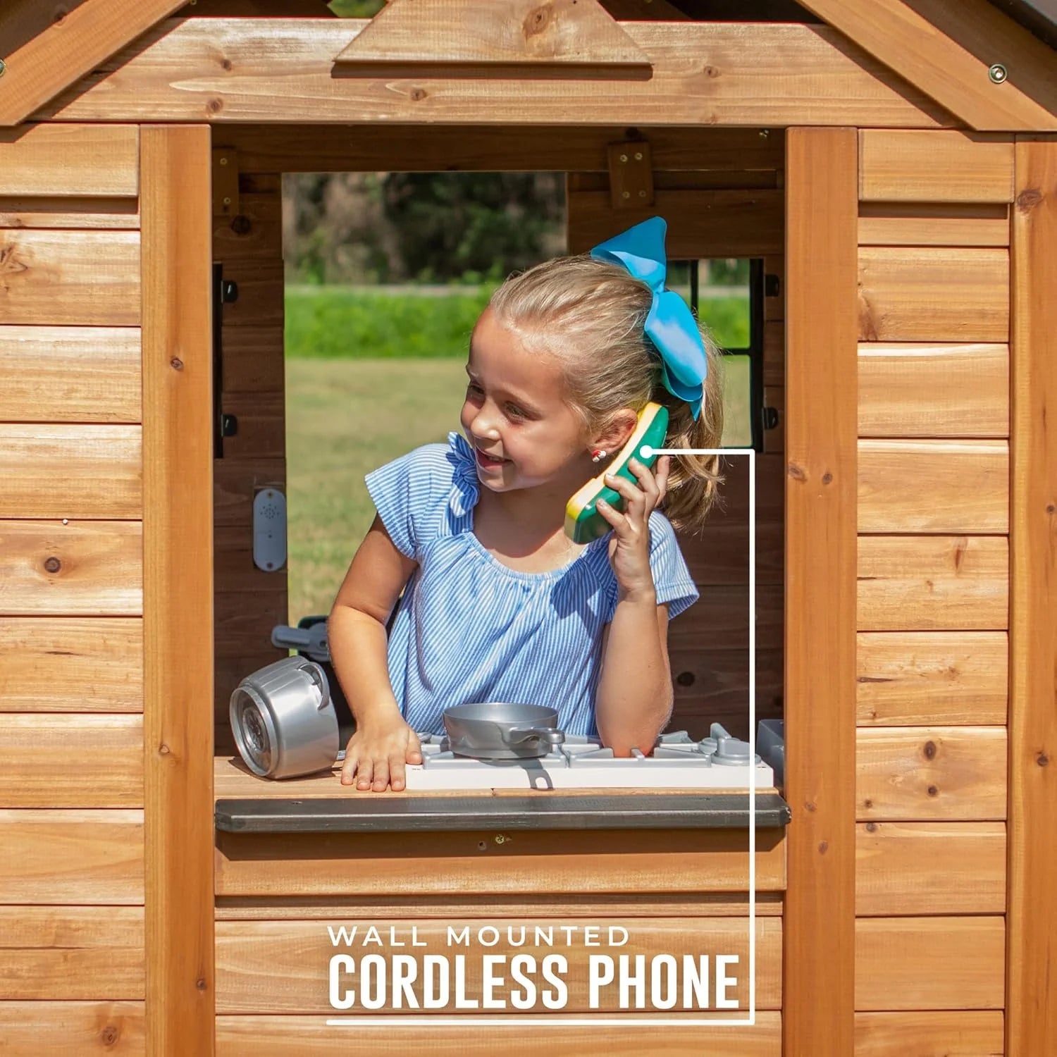 Children's playhouse cabin, equipped with a game kitchen, snack bar, half-door, toy phone, windows, flower pot stand and an operable doorbell, suitable for creative outdoor games.(Light Brown)