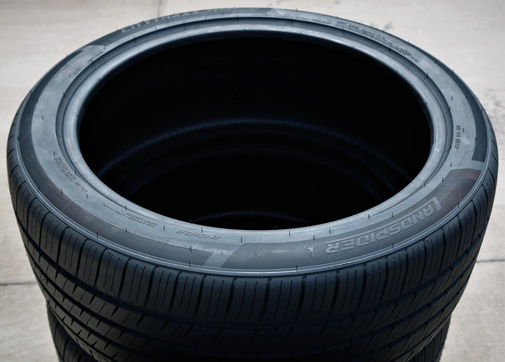 A set of four 275/30ZR20 275/30R20 97W XL AS A/S performance tyres