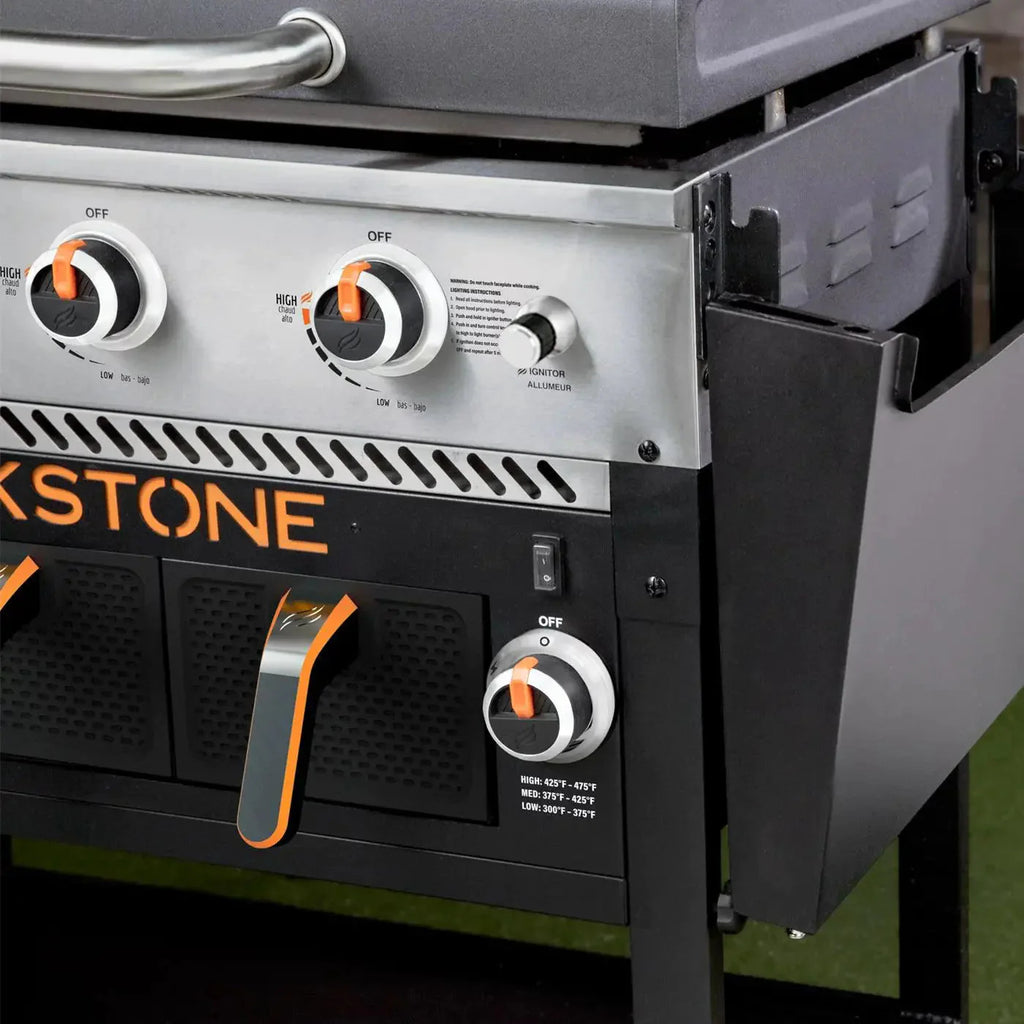 Clearance SaleBlackstone 2-Burner 28" Griddle with Electric Air Fryer and Hood