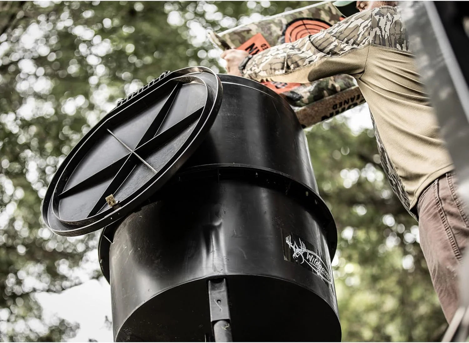 Portable Tripod Game Feeder with Digital Timer, 1-4 Feeding Times, 30ft Coverage(270 lbs)