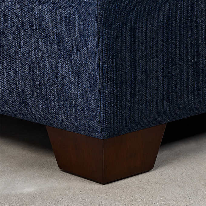 Thomasville Miles Fabric Sectional with Storage Ottoman(Blue)