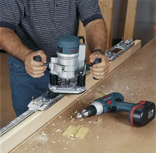 BOSCH 1617EVSPK Wood 12 Amp Router Tool Combo Kit - 2.25 Horsepower Plunge Router  Fixed Base with a Variable Speed(w/ Benchtop Router Table)