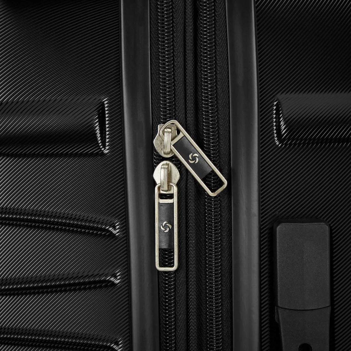 Samsonite Evolve SE 3 Piece Expandable Spinner Set(Matte Burgundy)