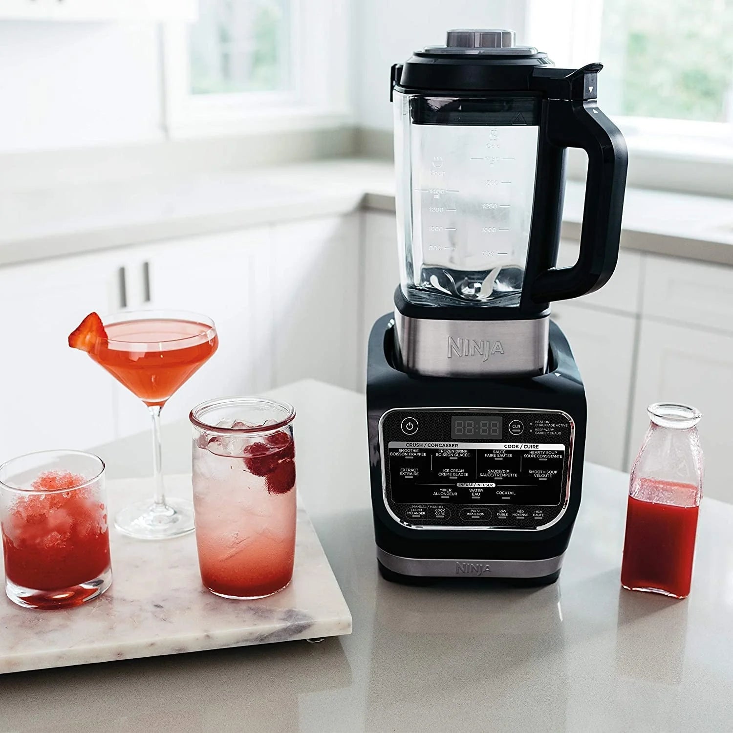 Ninja Foodi Cold  Hot Blender With 1400 Peak Watts Nonstick Glass Pitcher (HB152), 64 oz, Black