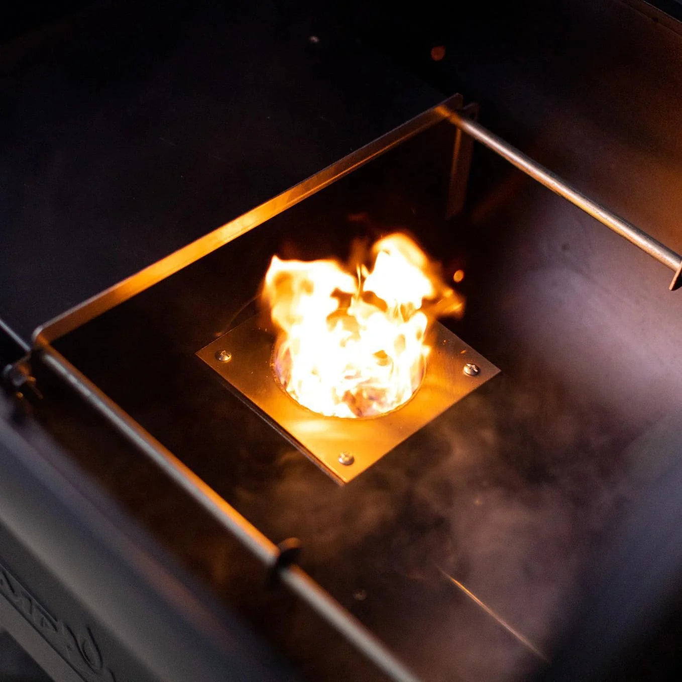 Chef Woodwind WiFi 24-Inch Pellet Grill - PG24CL