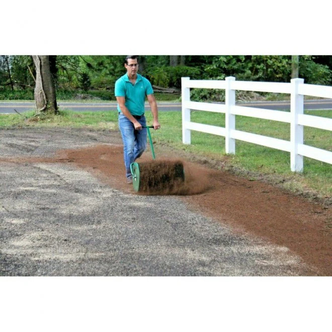 Landzie Compost  Peat Moss Spreader