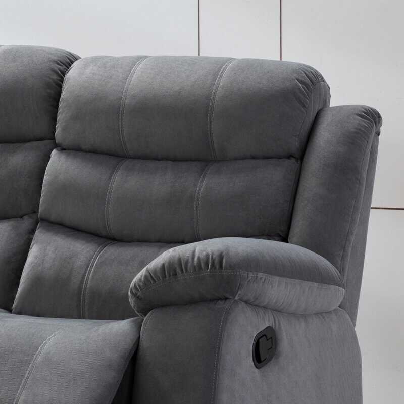 Kingstowne 59'' Pillow Top Arm Reclining Loveseat - Bed Bath  Beyond