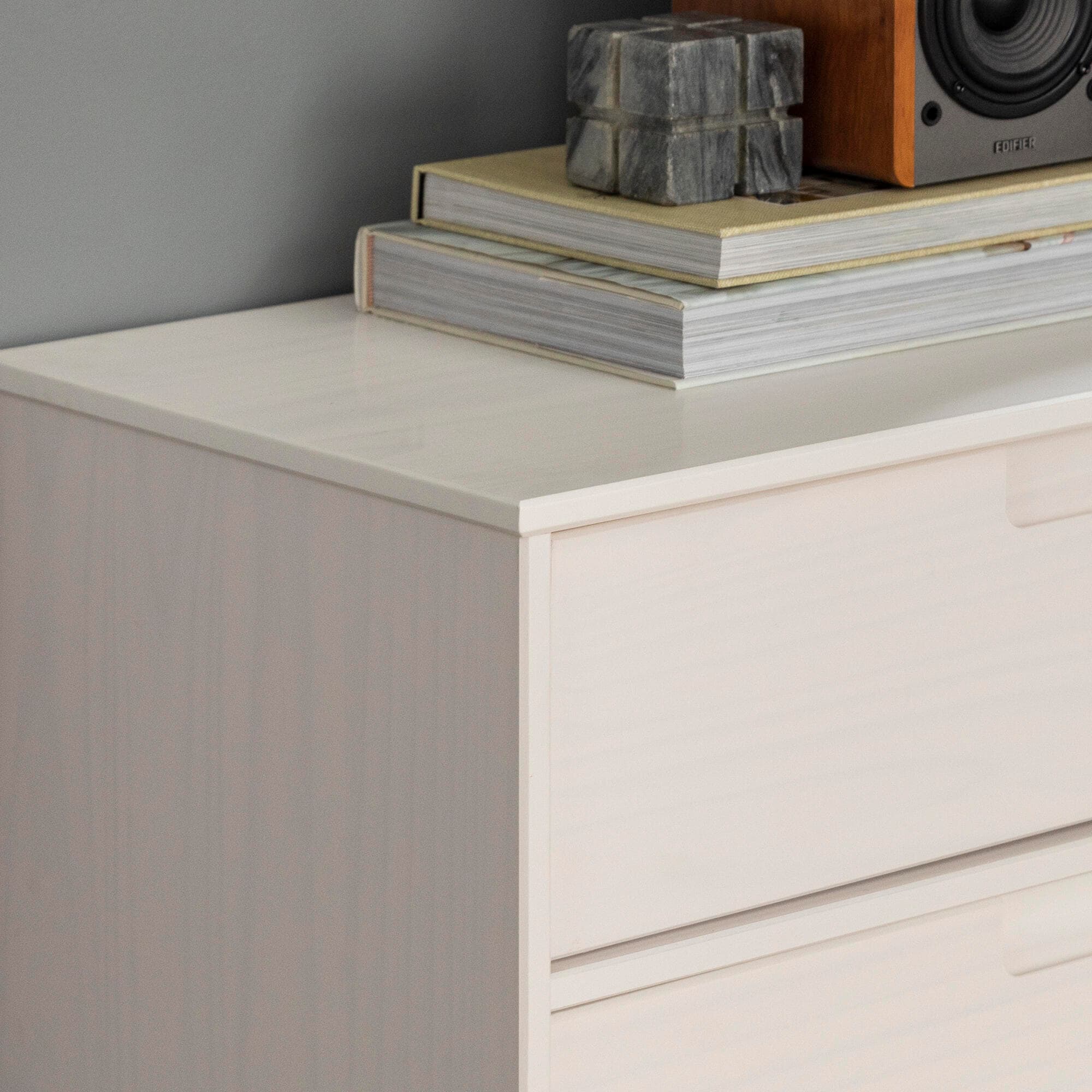 6-Drawer Caramel Mid Century Modern Wood Dresser(Caramel)