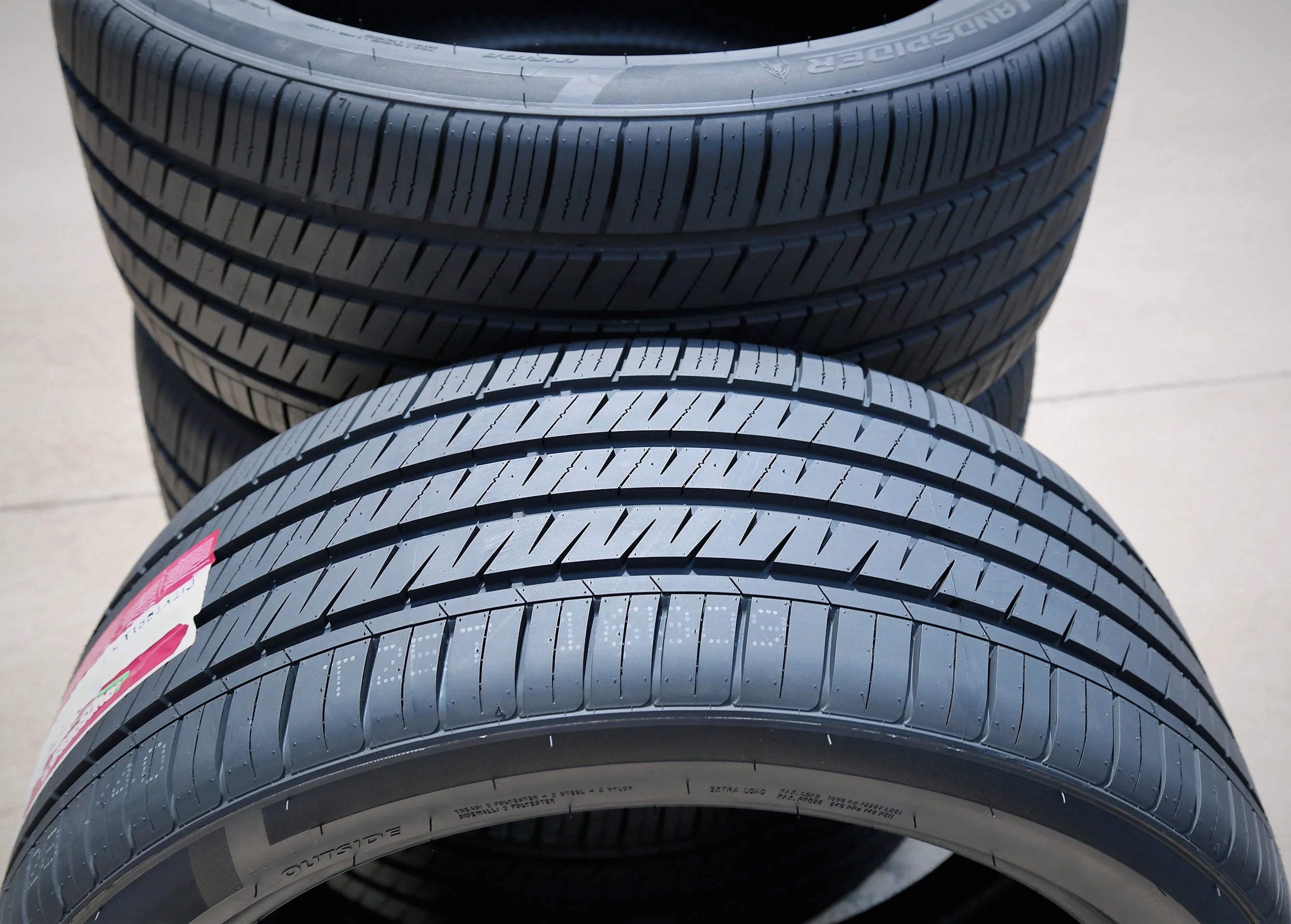 2(2) On 255/35ZR20 97W XL AS high performance tires