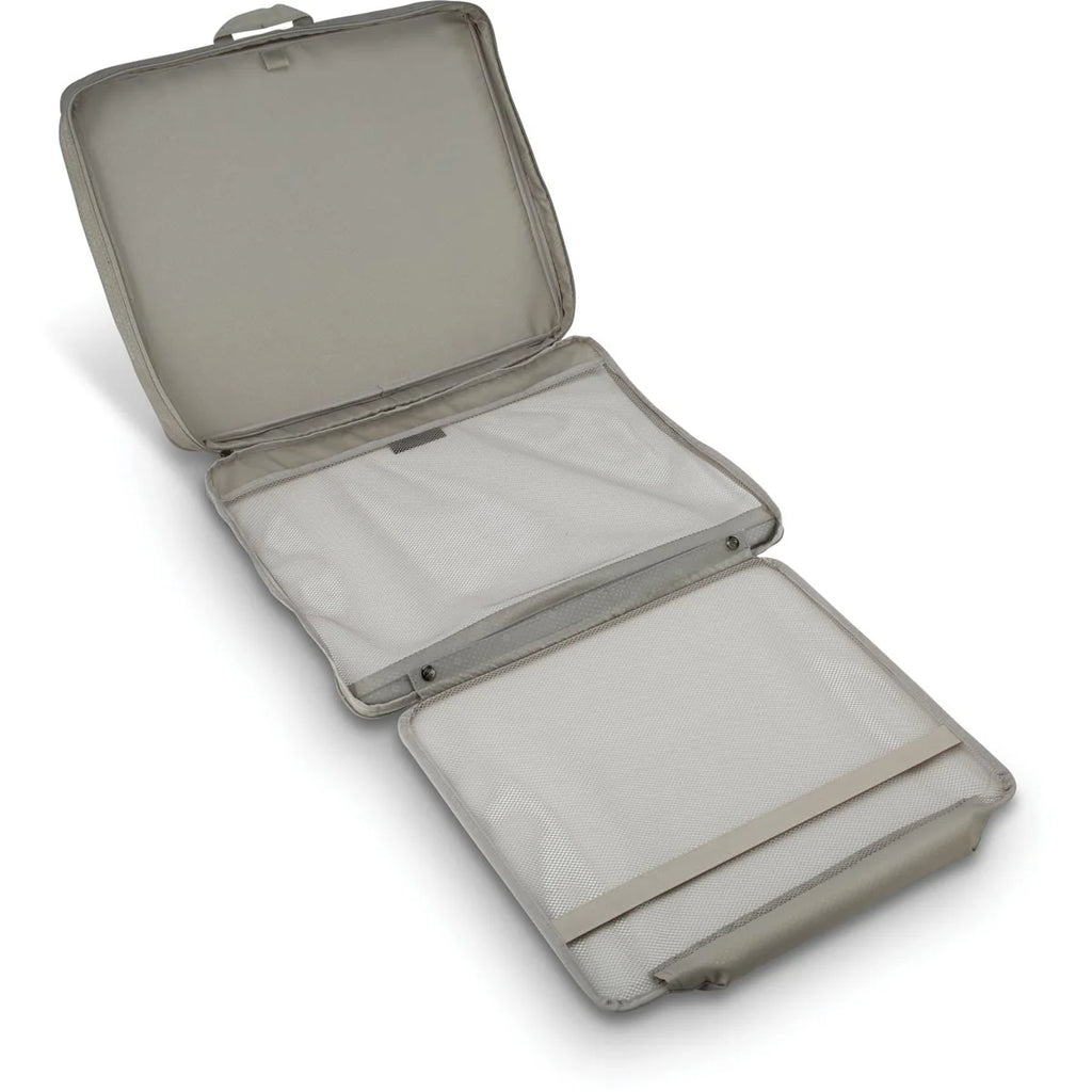 Samsonite Silhouette 17 Medium Hardside Spinner(Aluminum Silver)